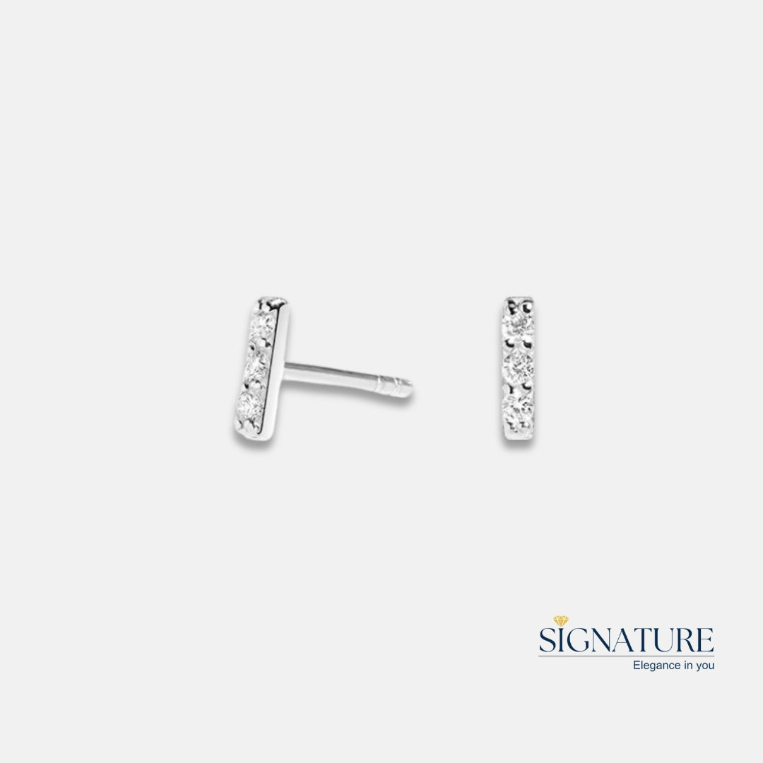 Sleek Bar Diamond Earring